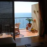 Pia's Place - With Sea View Caniço