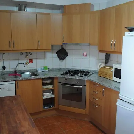 Pia's Place - With Sea View