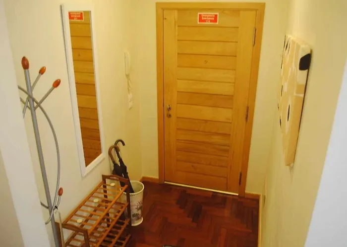 Pia's Place - With Sea View * Caniço